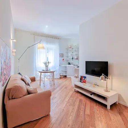 Appartement Charme On The River - City Center Vérone